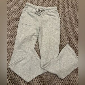 American Eagle Outfitters Gray Jogger Pants with open bottom